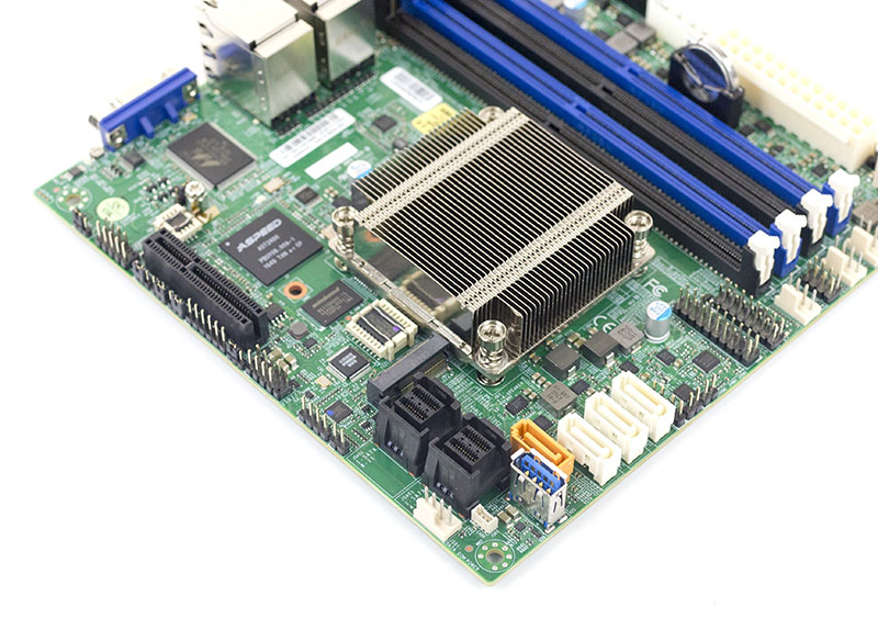 INTEL MBD-A2SDI-16C-HLN4F-B