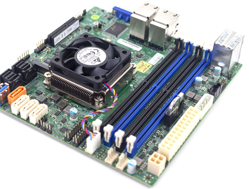 INTEL MBD-A2SDI-8C-HLN4F-B